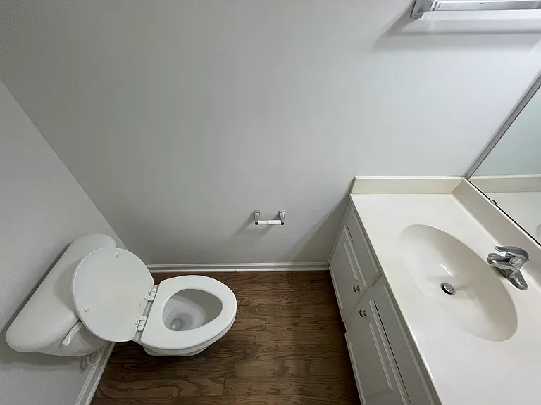 9033 McAlwaine Preserve Ave — Photo 13