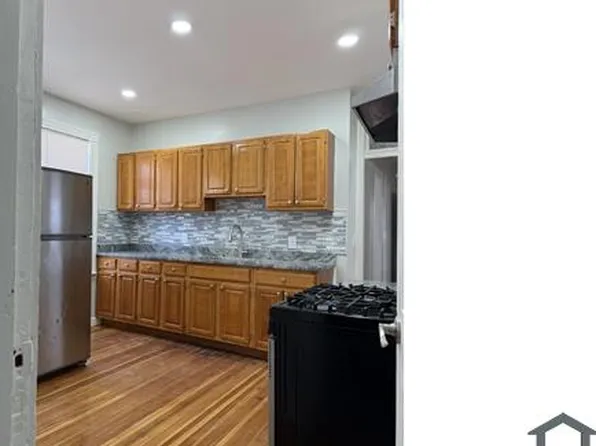 25 Msgr Patrick J Lydon Way APT 2, Dorchester Center, MA 02124