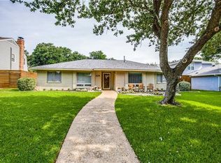 328 Woodcrest Dr, Richardson, TX 75080