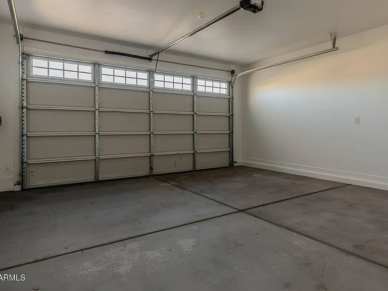 3830 S 64th Dr — Photo 30