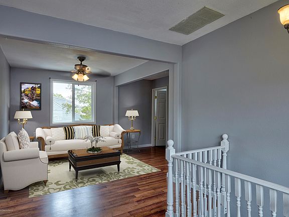 4th image of 35 Magnolia Ave