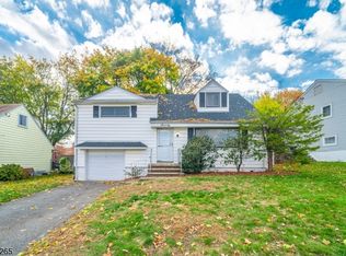 70 Karen Dr, Clifton, NJ 07013