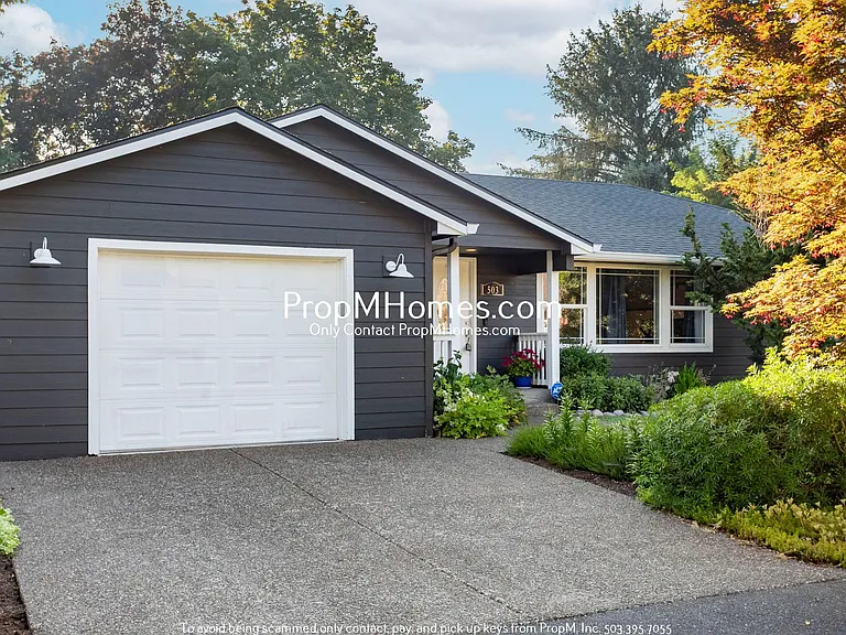 503 NE Birchwood Ter — Photo 32