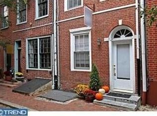 323 Gaskill St, Philadelphia, PA 19147