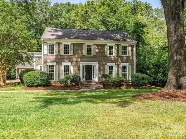2901 Valencia Ter, Charlotte, NC 28211