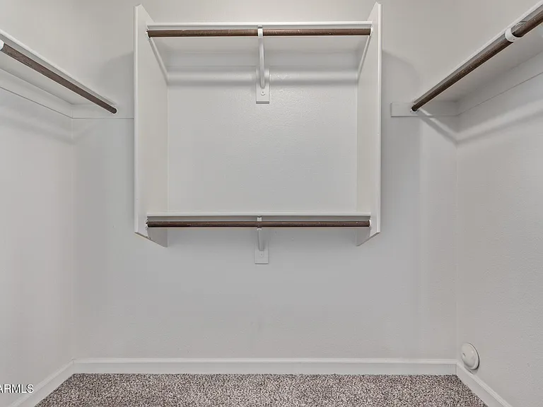 1077 W Laurel Ave — Photo 17