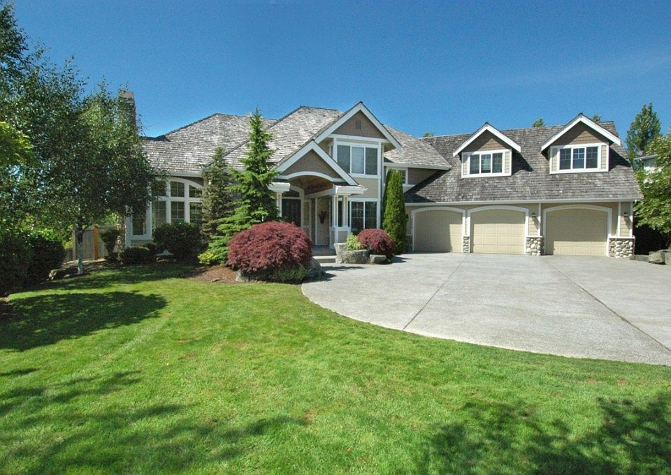 1st image of 23970 SE 8th Pl