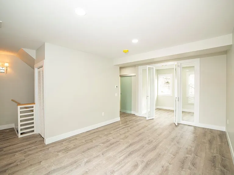 517 Ferry St #2 — Photo 9