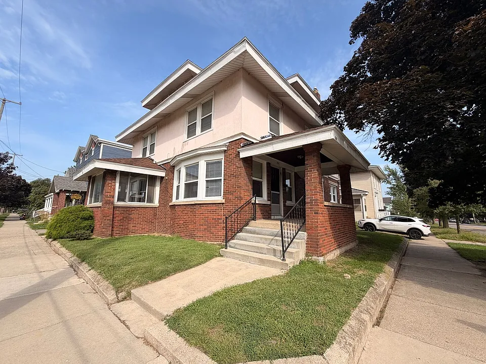 501 Coit Ave NE #&-133