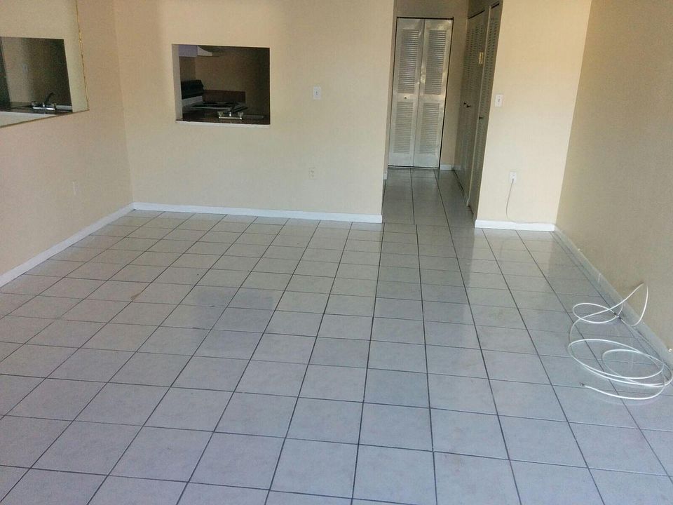 2nd image of 271 NW 177th St APT 105