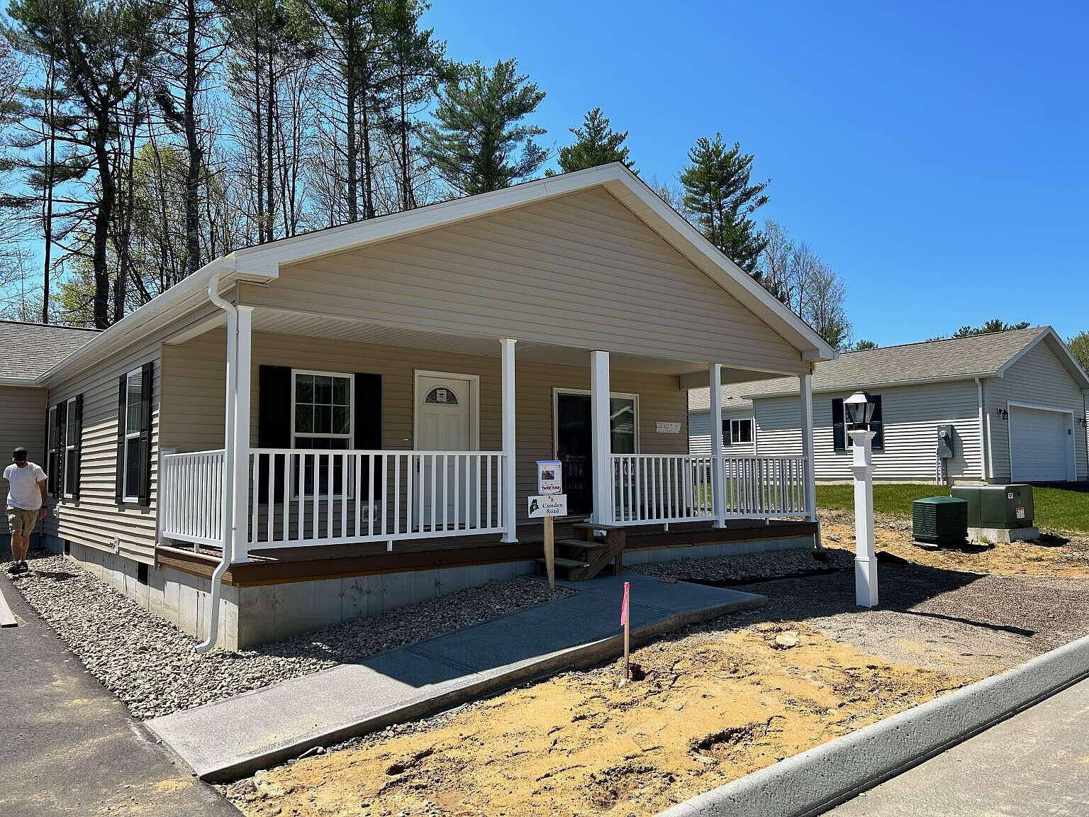 8 Camden Road, Berwick, ME 03901 Zillow