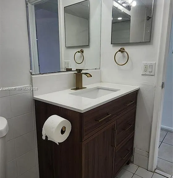 500 NE 2nd St #213 — Photo 9