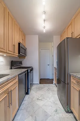 Rented by Mirador Real Estate | media 18