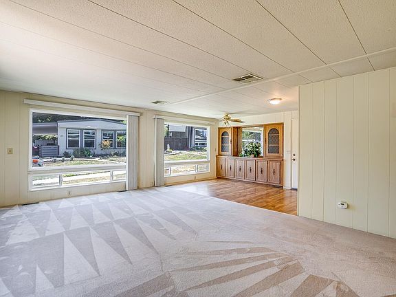 5th image of 25 Knollwood Dr #25