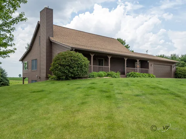 2361 W Florence Rd, Baileyville, IL 61007