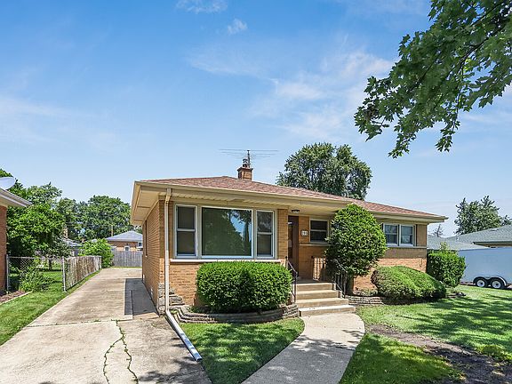 2nd image of 205 W 29th St