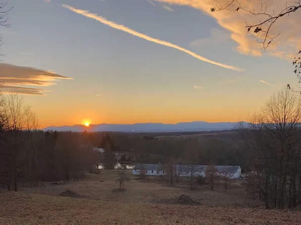 1574 STATE ROUTE 203, Chatham, NY 12037