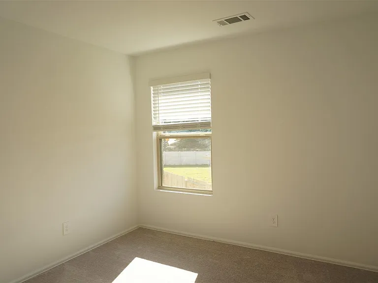 24114 Becker Hollow Ln — Photo 16