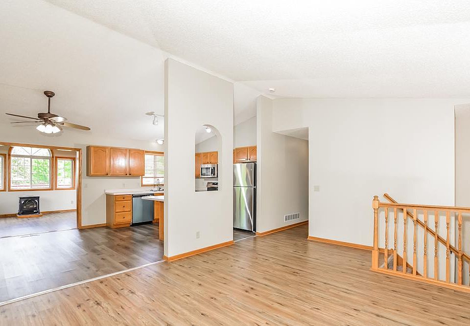 1st image of 11321 Bixler Dr