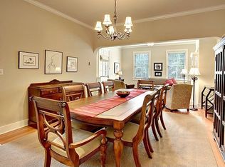 2213 NE Victorian Ln, Bainbridge Island, WA 98110