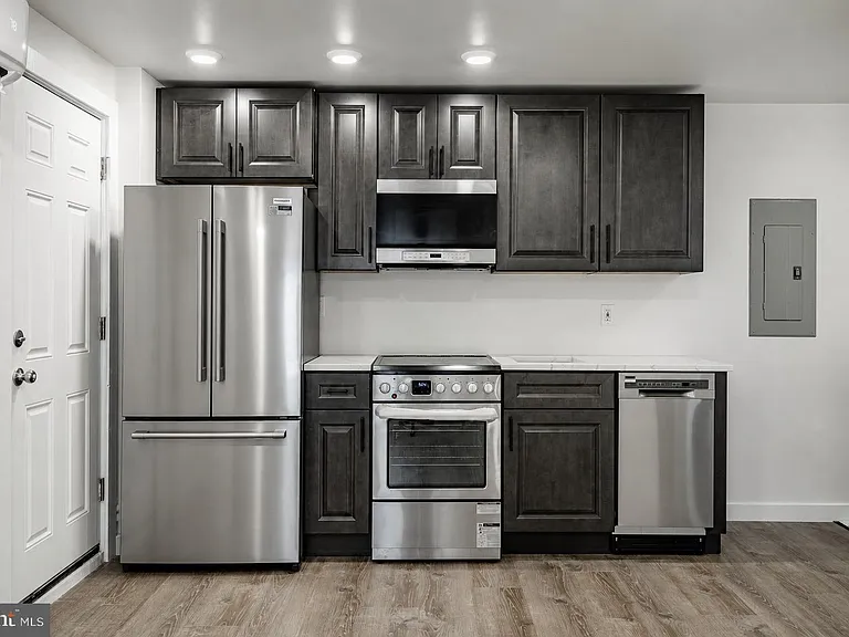 324 Darby Rd #326-3R — Photo 2