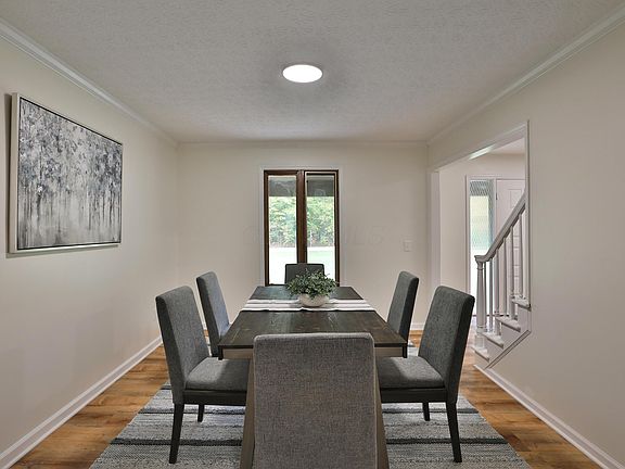 4th image of 4805 Lakeview Dr