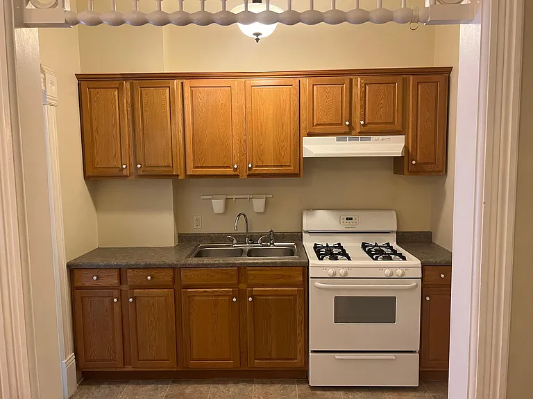 1348 Main St #1 — Photo 2