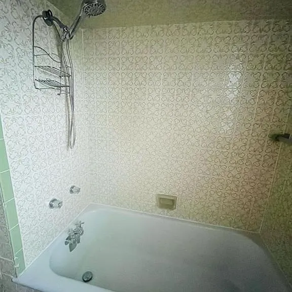 1645 Goyeau St #UPPER — Photo 7