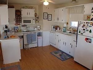 5th image of 208 91st St