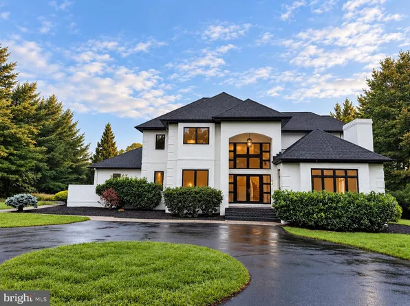 3 Foxcreek Ct, Owings Mills, MD 21117
