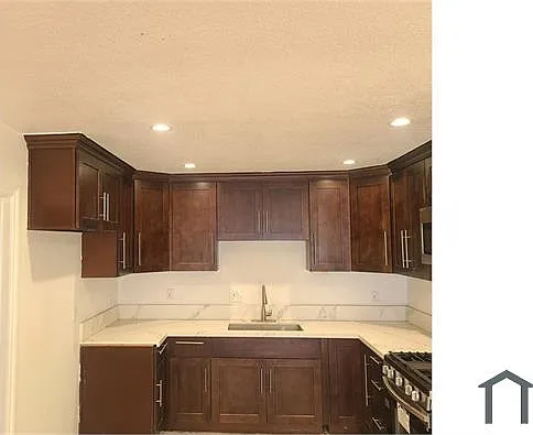 2 bed, 750 sqft, $2,600 — Photo 4