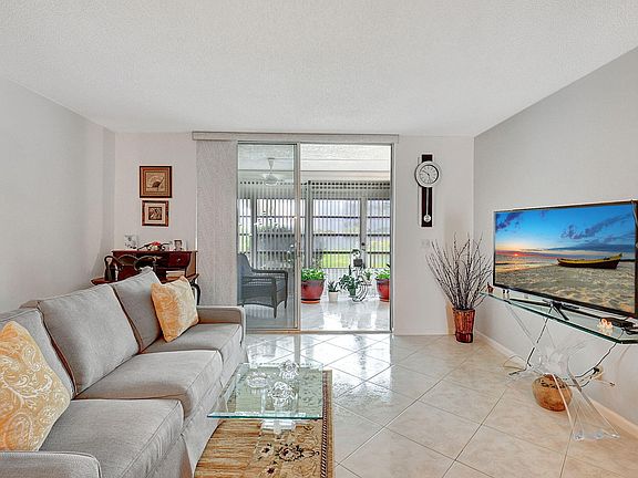 4th image of 14773 Cumberland Drive #102 D