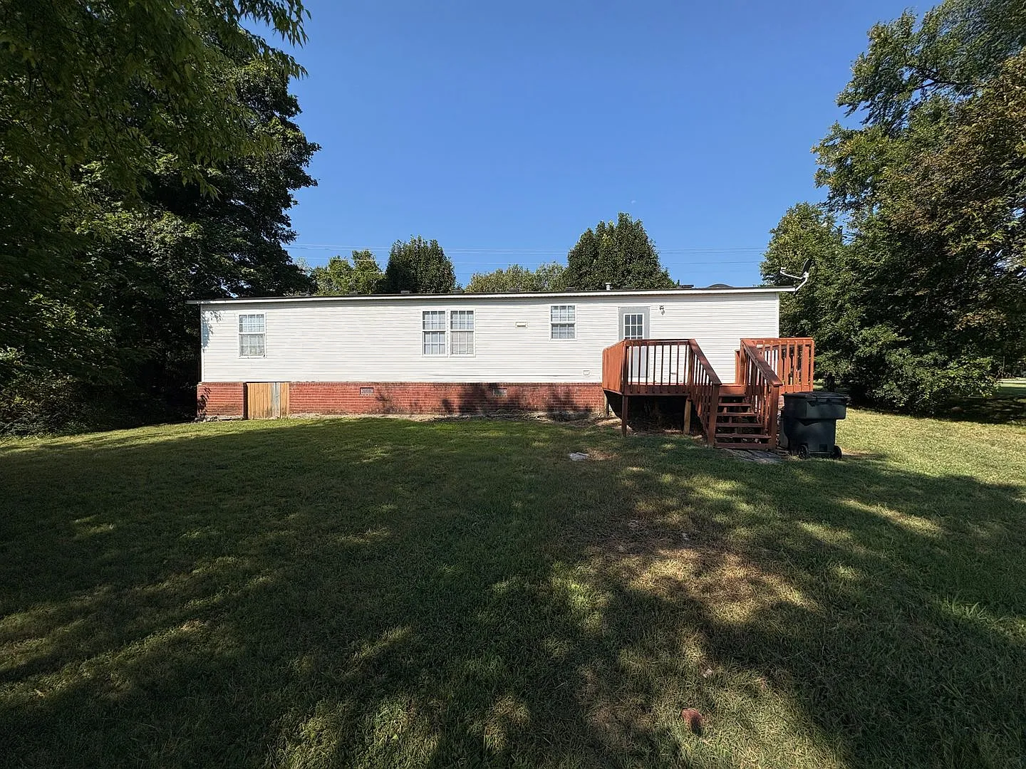 For Lease- 3 Bed 2 Bath Single Family Home On .5 Of An Acre In Mt. Juliet — Photo 2