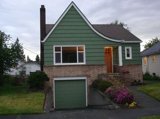823 NE 59th St, Seattle, WA 98105