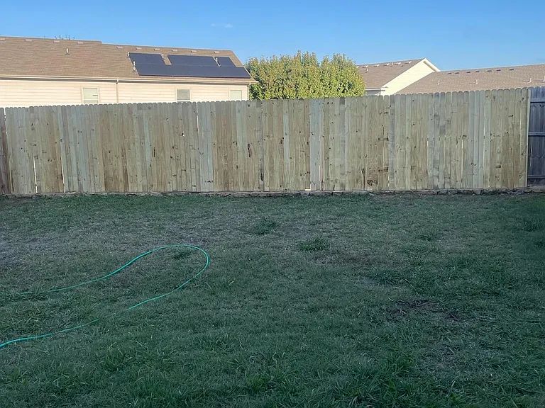 7524 Lazy Spur Blvd — Photo 2