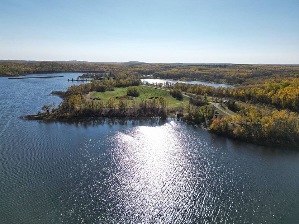 1st image of 8 Waterfront Lots Lake Hemming #On