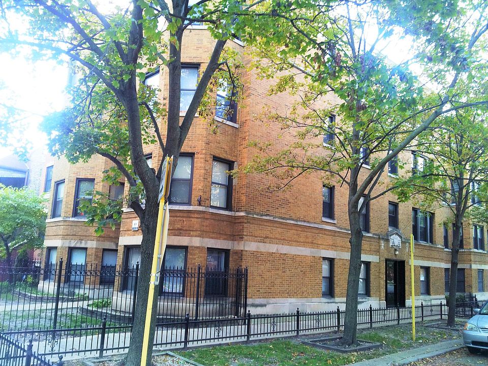 1st image of 2537 W Sunnyside Ave APT 3