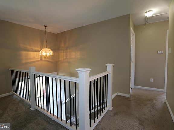 2nd image of 18348 Woodside Dr