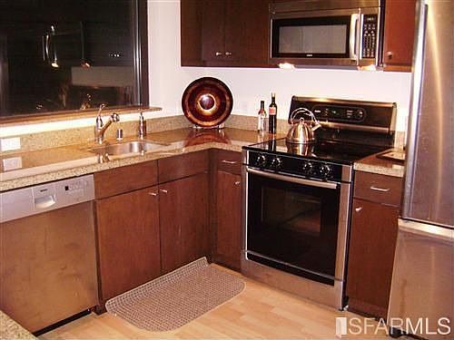 4th image of 199 New Montgomery St Unit 607