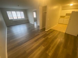 3815 N Marybelle Ave #701, Peoria, IL 61615