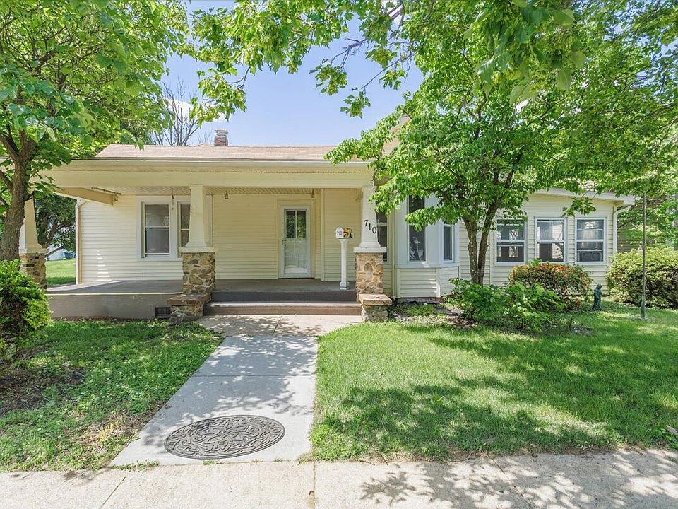 1st image of 710 Bowman Ave