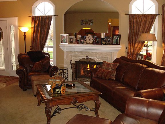 5th image of 1101 Doral Dr