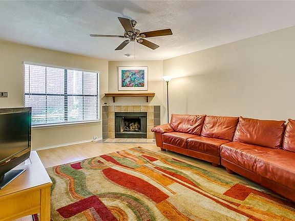 5th image of 3261 Donnelly Cir