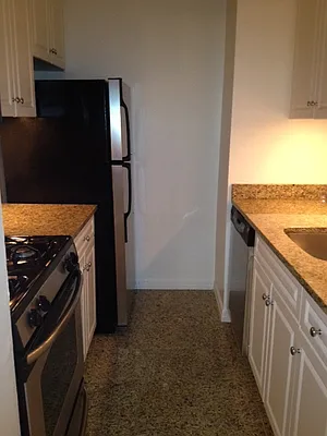 Rented by Jack Resnick & Sons | media 37