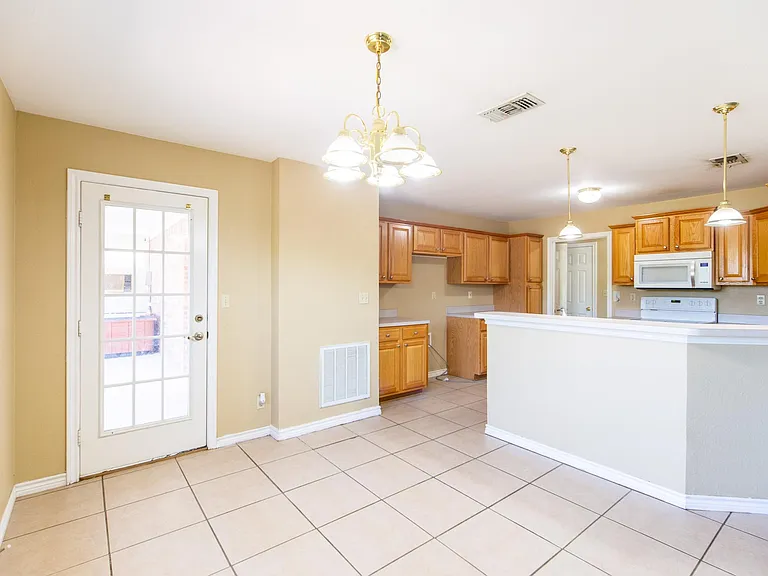 1528 Monte Carlo Blvd — Photo 28