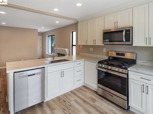 950 Elkrun Ter, Brentwood, CA