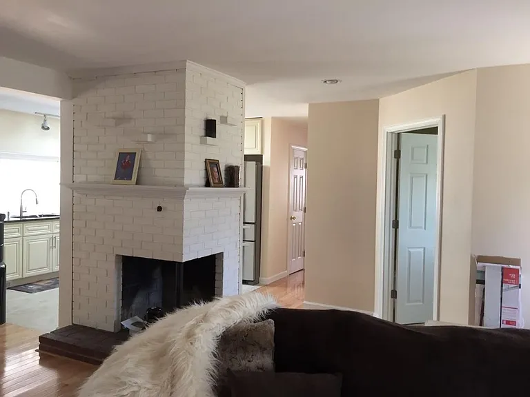 80 Contour Dr — Photo 10