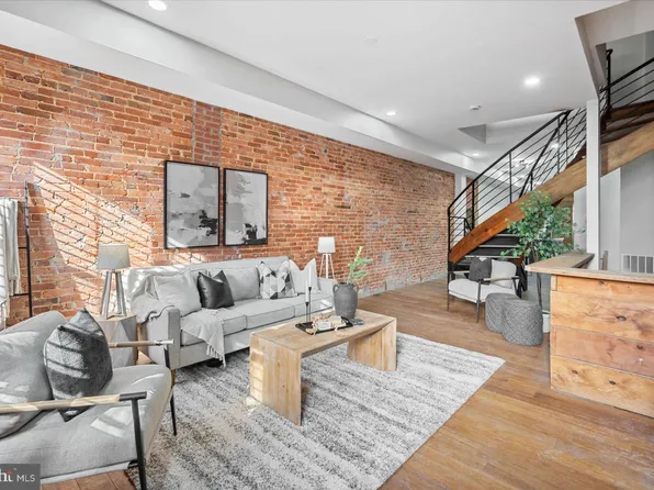 730 E 21st St, Baltimore, MD 21218