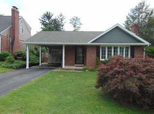 105 Park Heights Blvd, Hanover, PA 17331