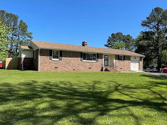 3rd image of 4414 S Orchard Dr